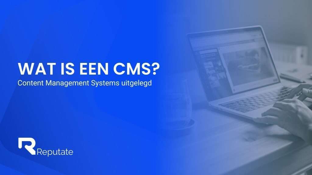 De vraag 'wat is een cms?' een een persoon die achter een laptop zit